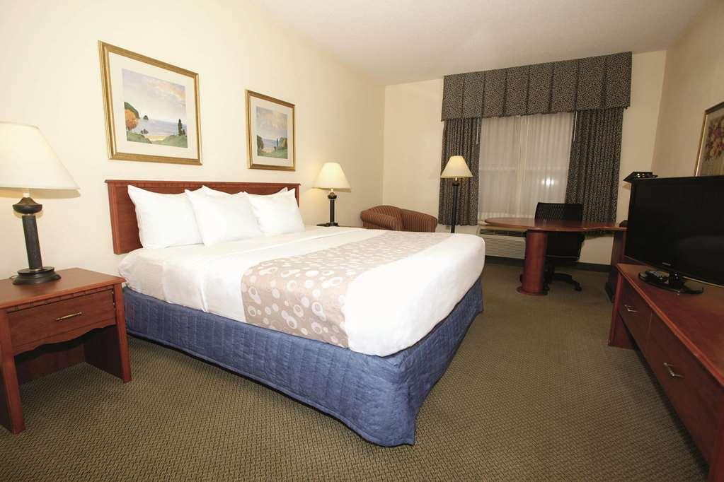 Hotel La Quinta By Wyndham Milwaukee Sw New Berlin Zimmer foto